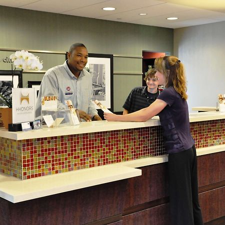 Hampton Inn & Suites Cincinnati / Uptown - University Area Interiør bilde