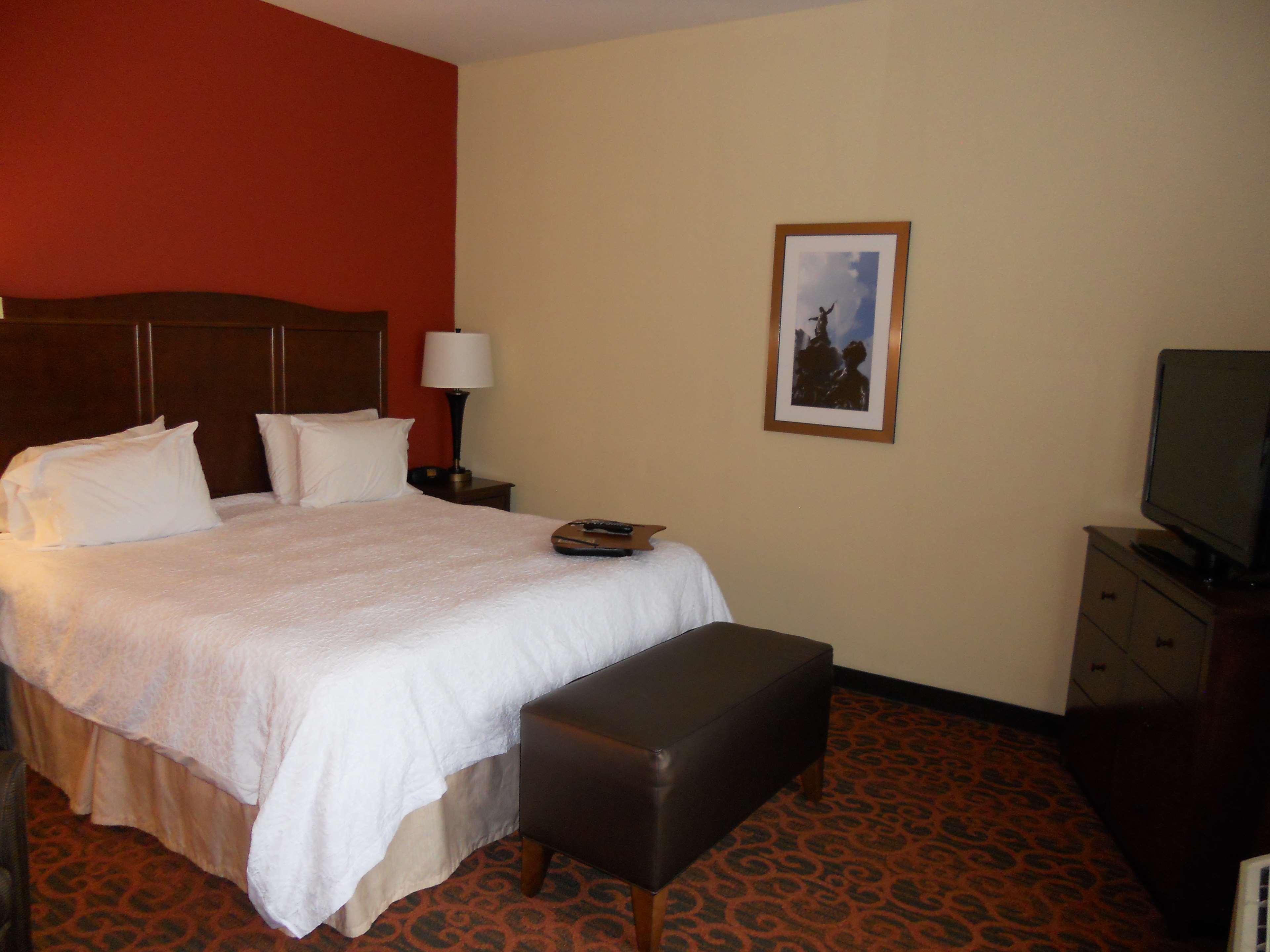 Hampton Inn & Suites Cincinnati / Uptown - University Area Eksteriør bilde