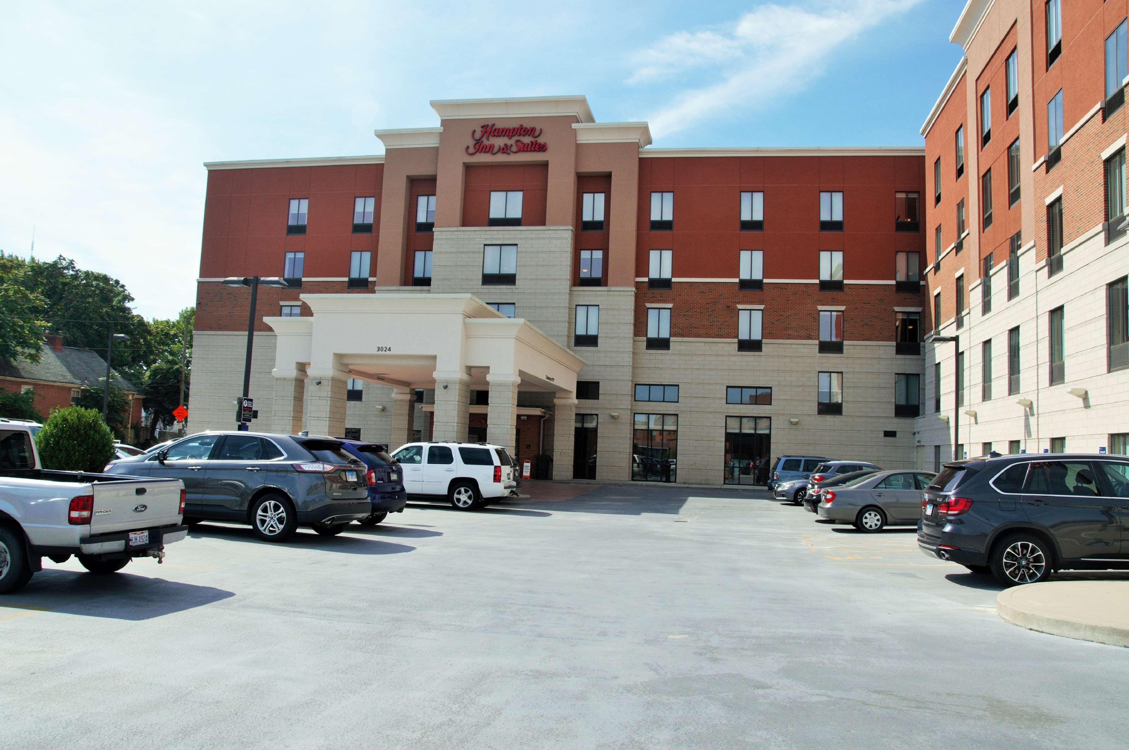 Hampton Inn & Suites Cincinnati / Uptown - University Area Eksteriør bilde