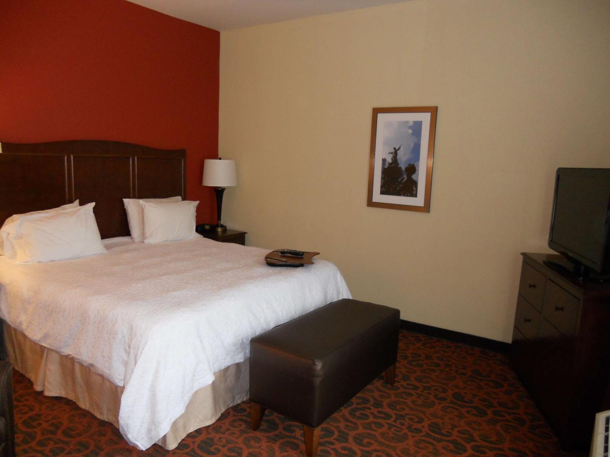 Hampton Inn & Suites Cincinnati / Uptown - University Area Eksteriør bilde